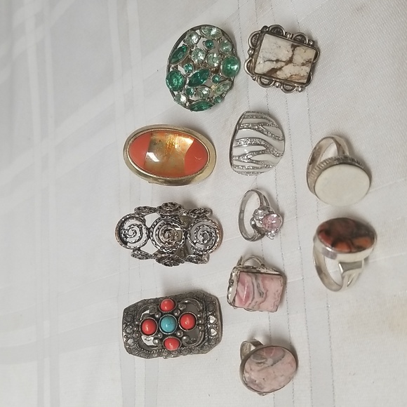 Source Unknown Jewelry - 💥RINGS, Some Adjustable & some 7, 7.5, 8, Two 925 SS, Nine costume Fair to Good